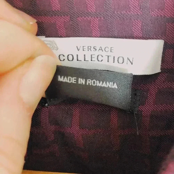 Versace Men's Alligator Print Maroon Long Sleeved Button Up Size 44 x 17 1/2 - Picture 9 of 11